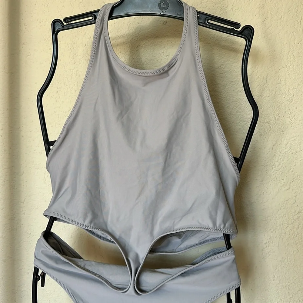NWT‎ SKIMS Halter Monokini size L Chrome